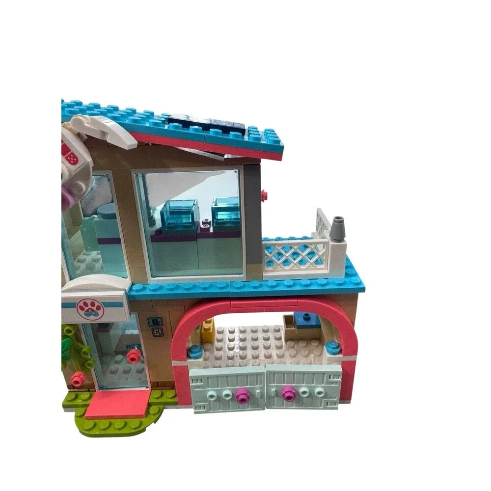 LEGO Friends: Heartlake City Vet Clinic (41446) – AS IS, Missing Pieces